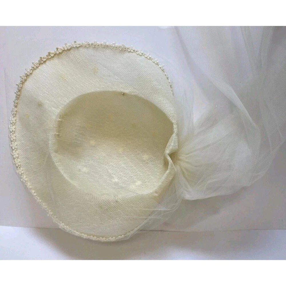 VTG Womens Hat Ivory Bridal Church Birdcage Veil Bow Floral Accent